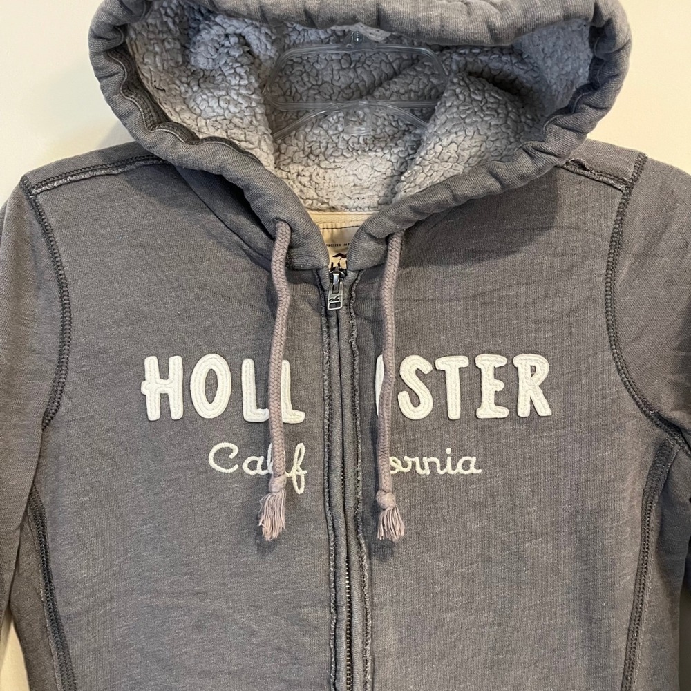 VTG Y2K Hollister Hoodie Sweatshirt Full Zip Fleece Sherpa Lined Gray Size Small - Picture 3 of 5
